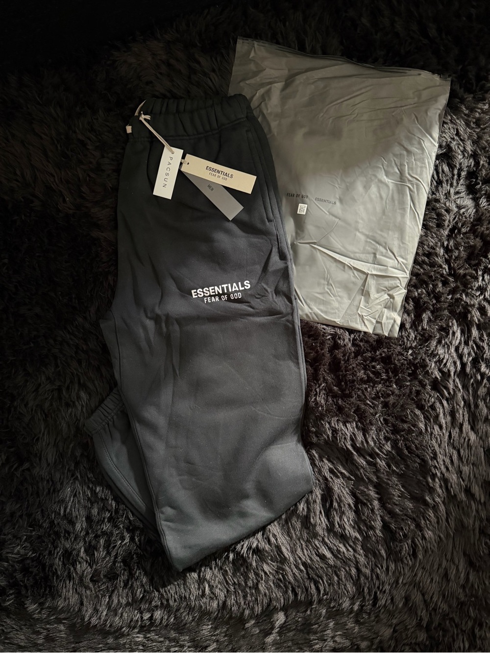 ESSENTIALS Fear of God Black with white Logo Sweatpants